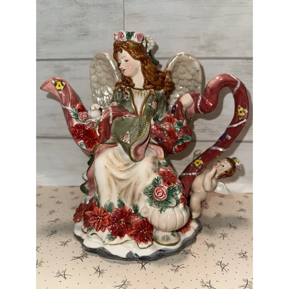 Vintage‎ Angel Cherub Christmas Tree Ceramic Teapot Holiday Floral Decorative